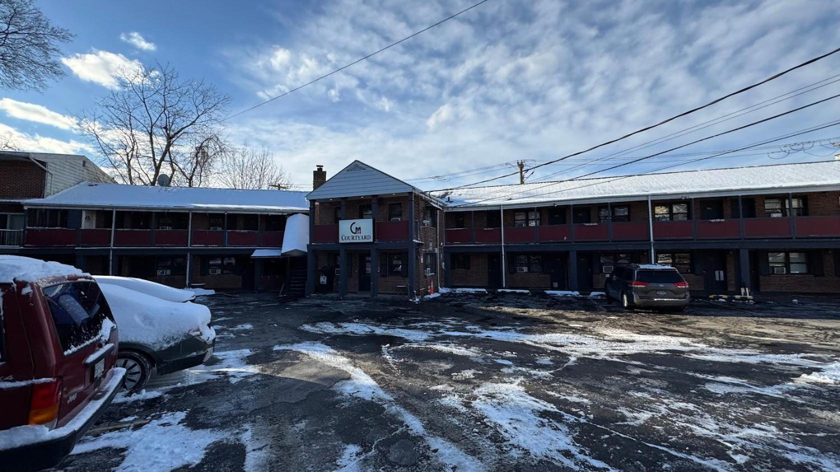 Central Motel Courtyard White Plains Exterior foto