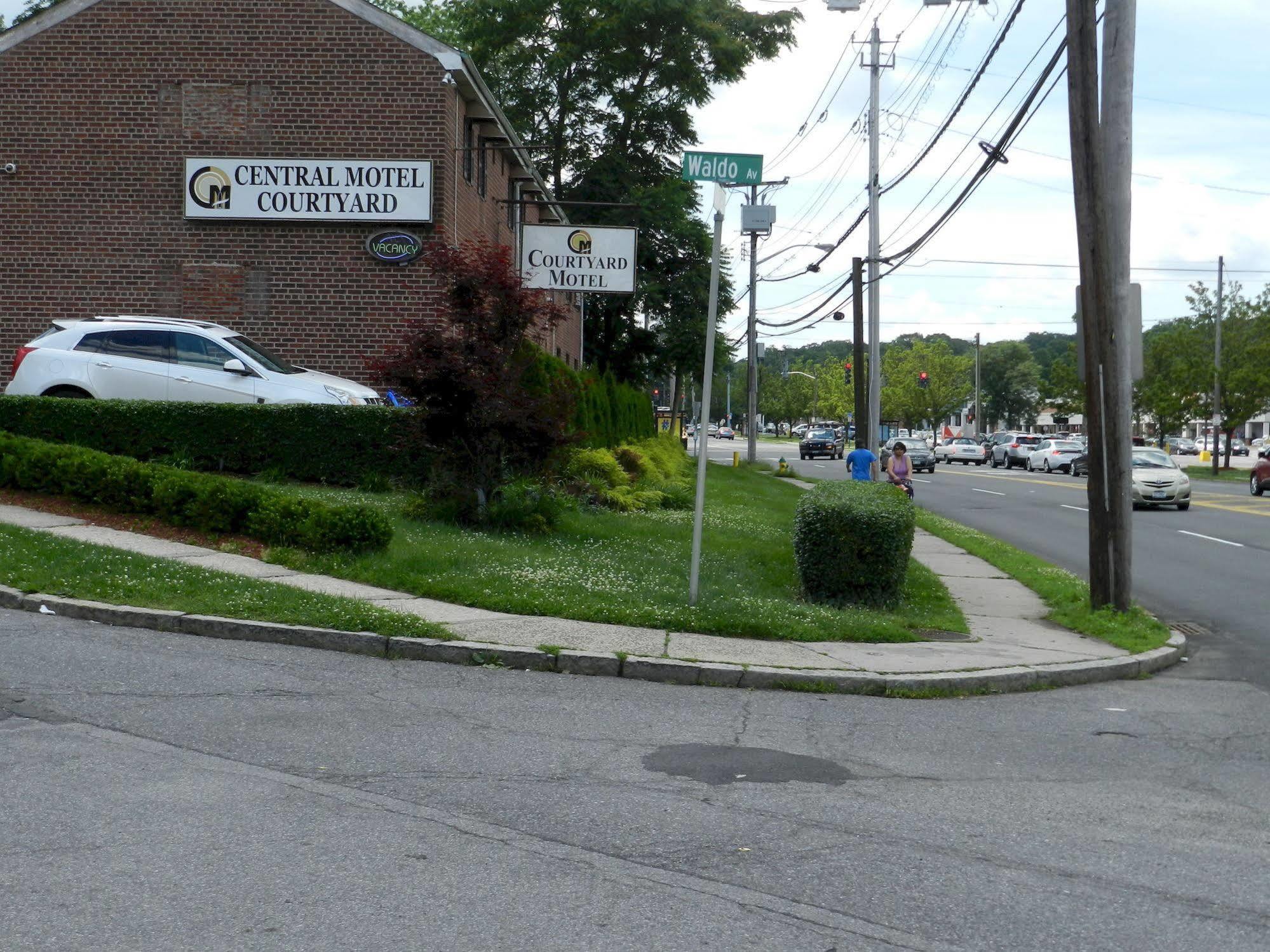 Central Motel Courtyard White Plains Exterior foto
