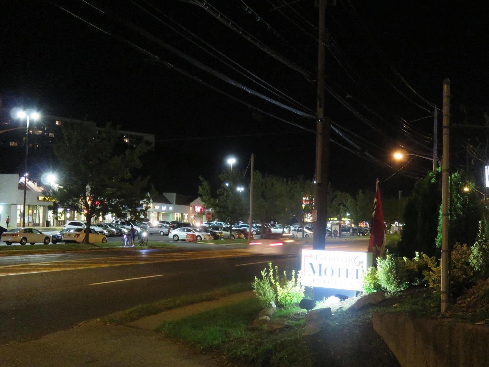 Central Motel Courtyard White Plains Exterior foto
